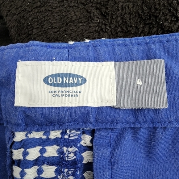 Old Navy Blue Shorts White Swiss Dots Women's Size 4 Flat Front Slit Pockets EUC - Picture 5 of 7